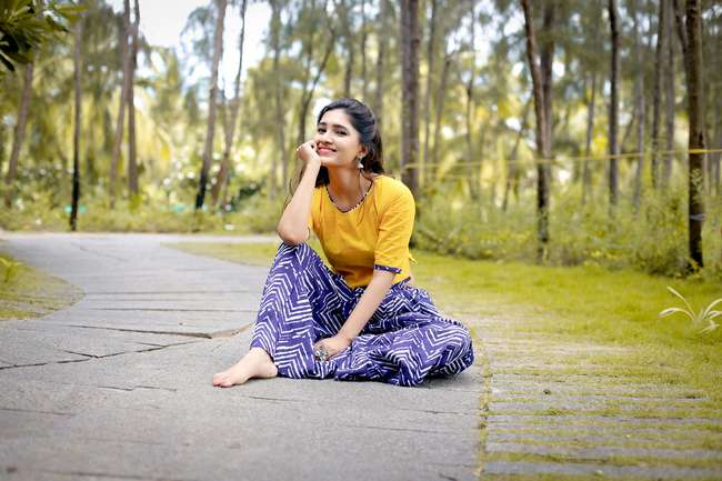 Actress Vani Bhojan Stills